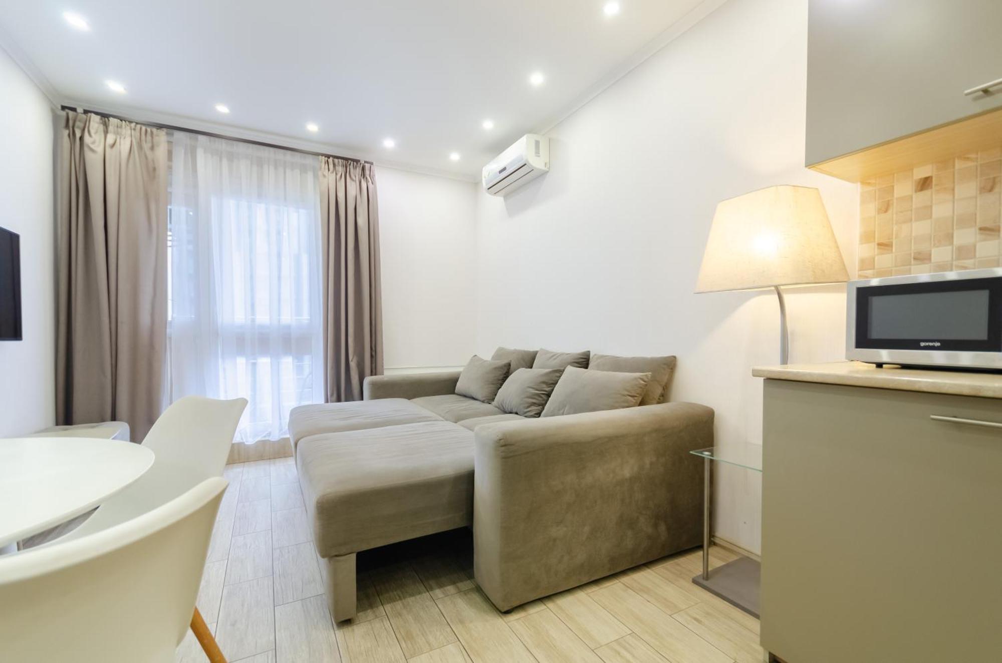 Petrovdom Apartments 3-143 In Rc Central Park, 7 John Mccain Street Kiev Bagian luar foto