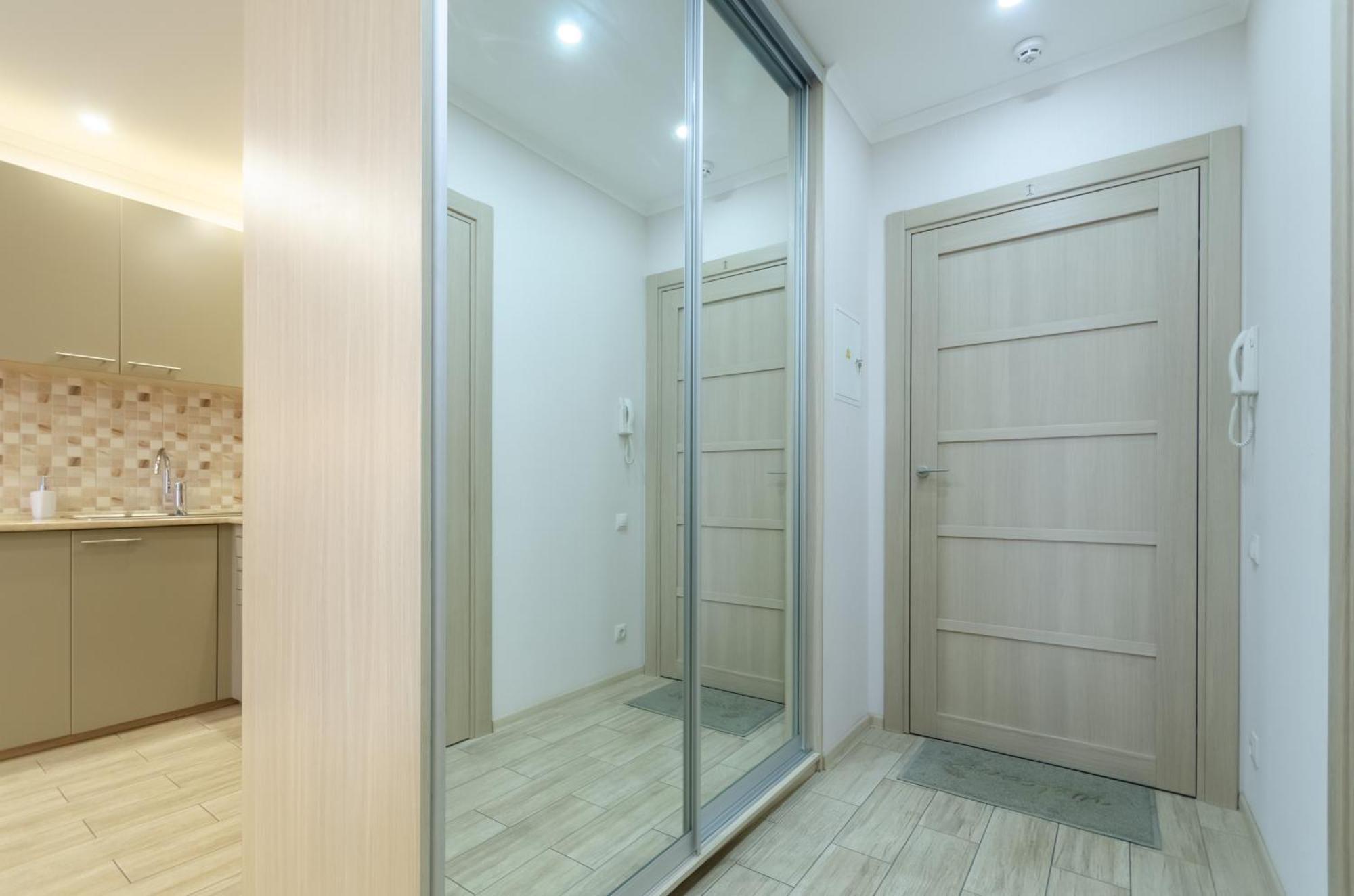 Petrovdom Apartments 3-143 In Rc Central Park, 7 John Mccain Street Kiev Bagian luar foto