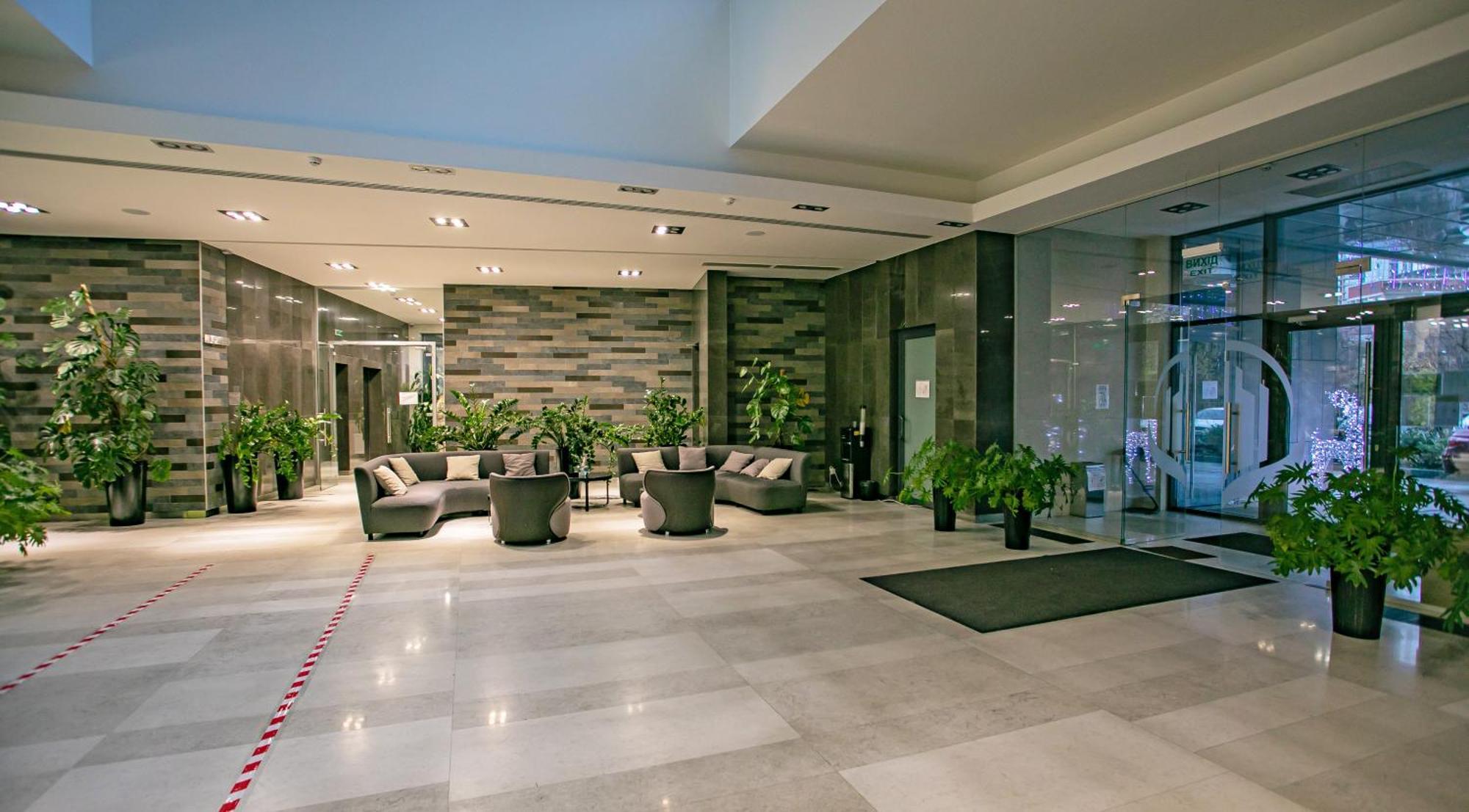 Petrovdom Apartments 3-143 In Rc Central Park, 7 John Mccain Street Kiev Bagian luar foto